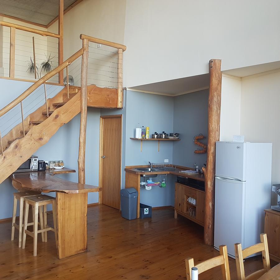 Отель Peppermint Ridge Retreat Woodbridge Экстерьер фото